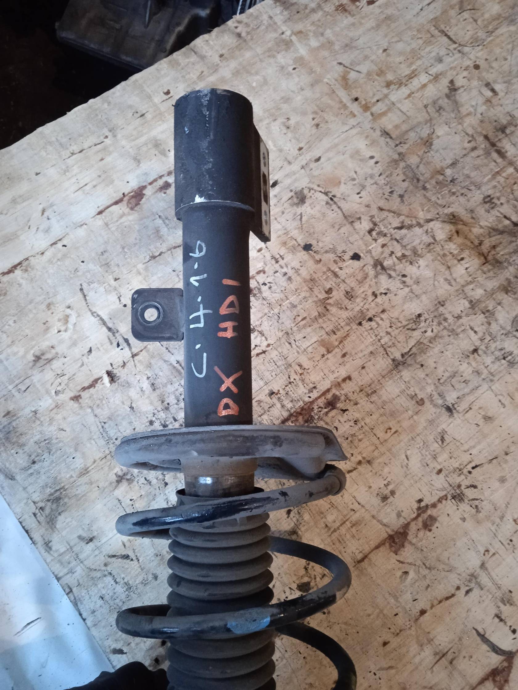 Ammortizzatore ant. dx.